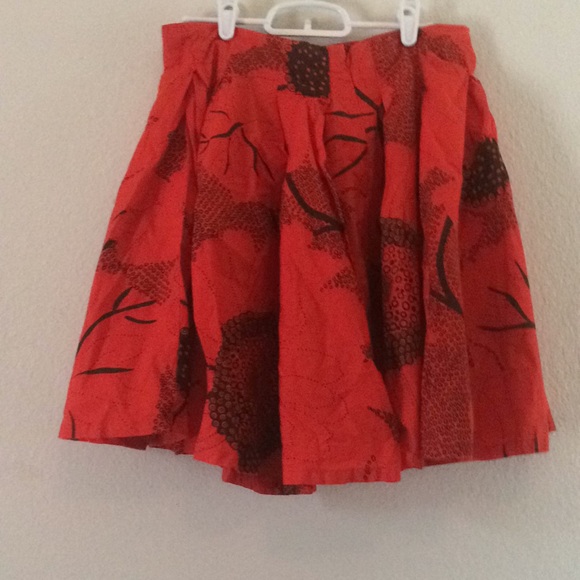 GONE French connection skirt - Picture 2 of 7